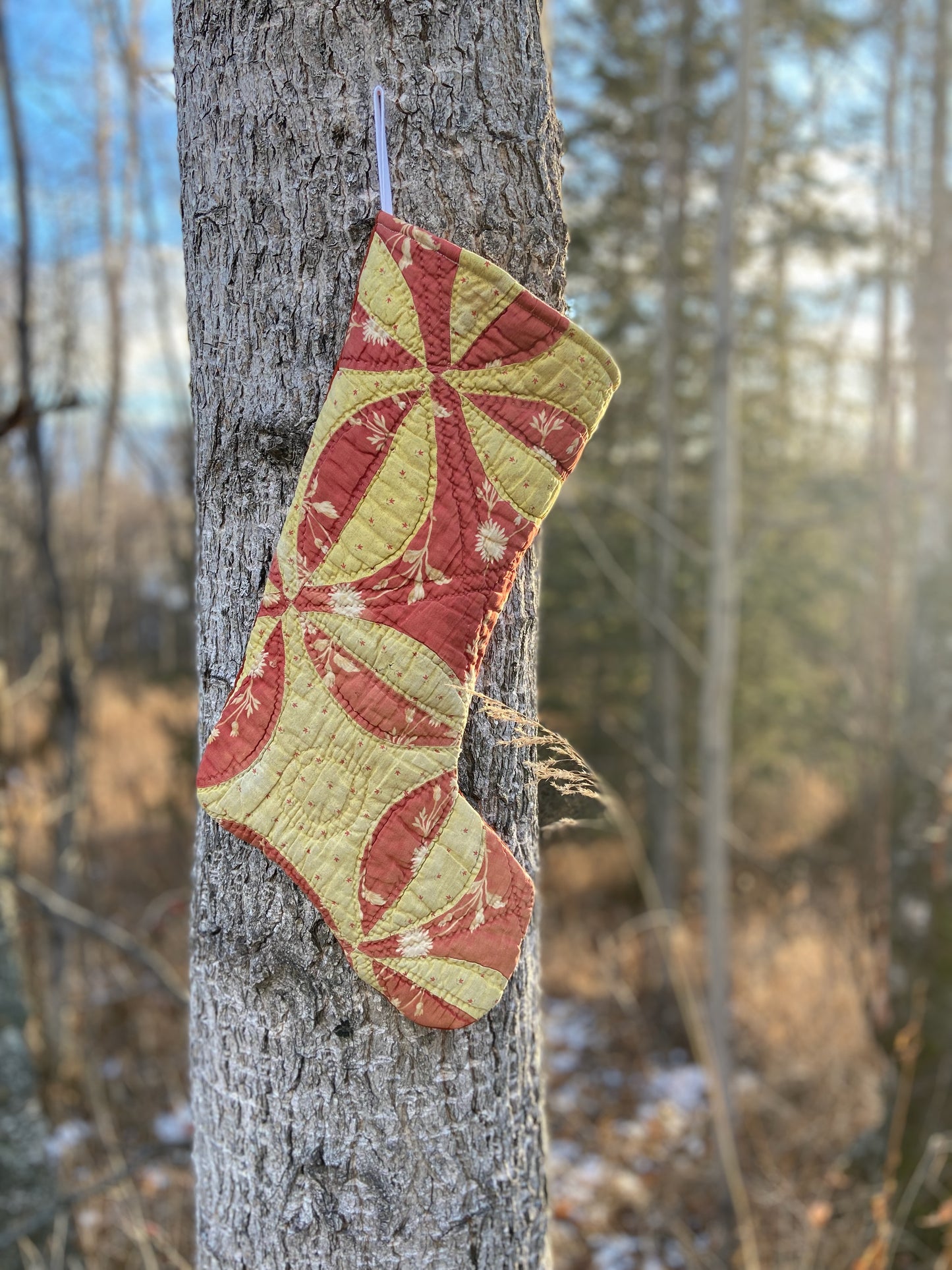 Heirloom Christmas Stockings (Red & Gold)