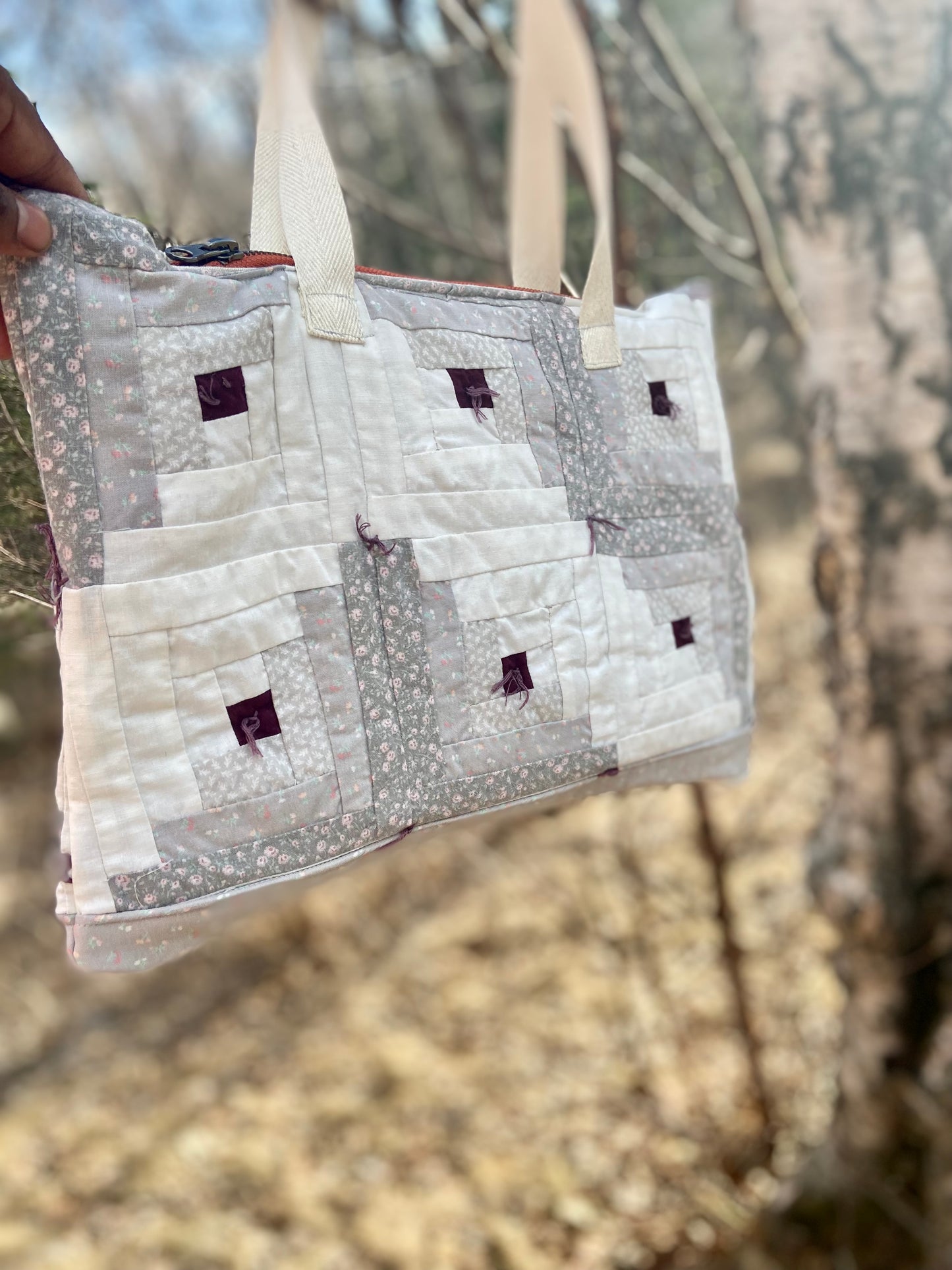 Vintage Quilt Zipper Tote
